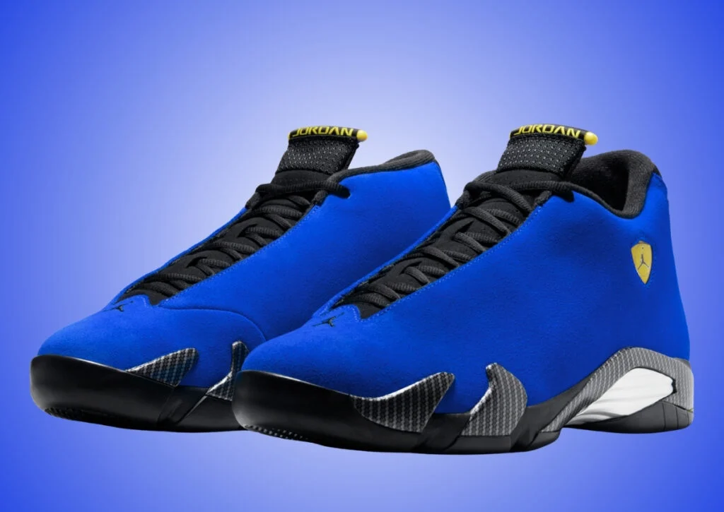 Air Jordan 14 Blue Ferrari en daim bleu à accents jaunes